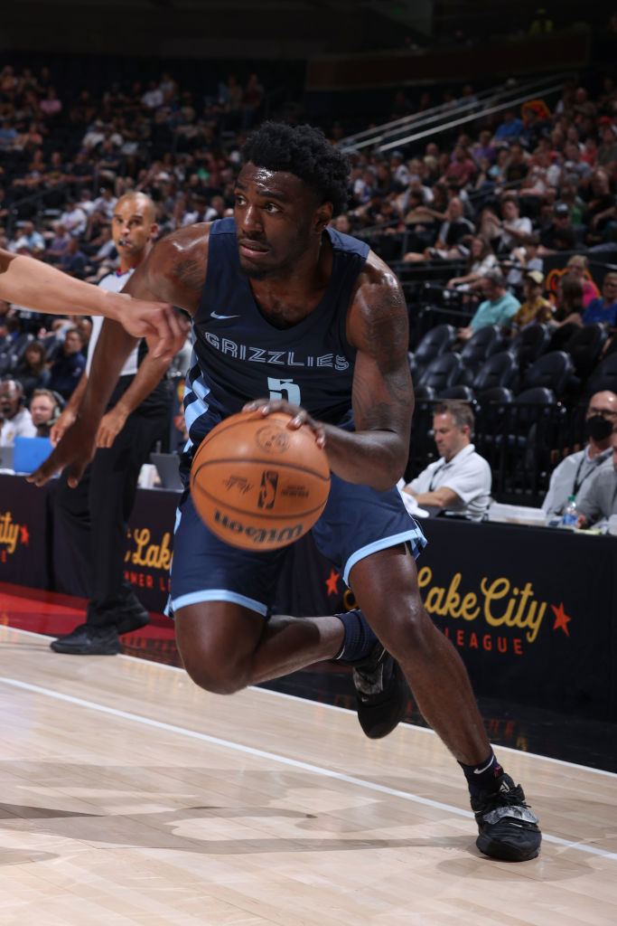 应在密集赛 应在密集赛