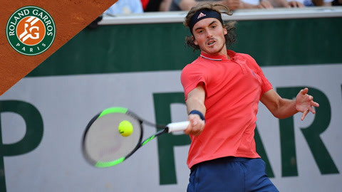 两战步行者69分：湖人横扫步行者里夫斯居功 间隙性断电或因球权